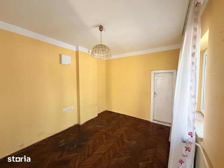 Casă cu 3 camere cu Teren 252 Mp în Șega