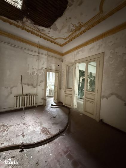 Casă cu Teren 387 Mp în Dorobanți