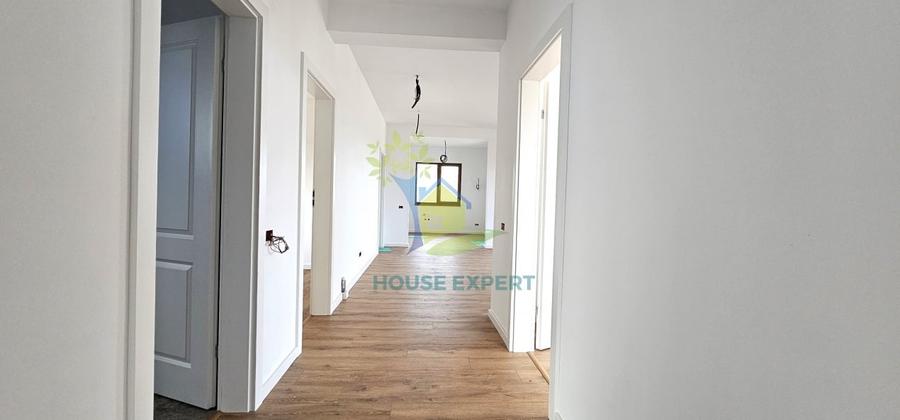 Casă individuală cu 4 camere cu Teren 550 Mp în Corbeanca