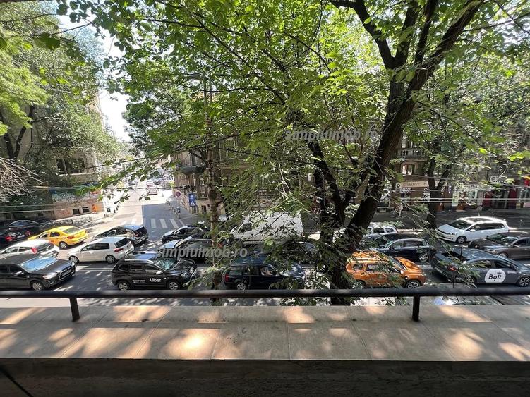 Apartament cu 2 camere semidecomandat în Armeneasca
