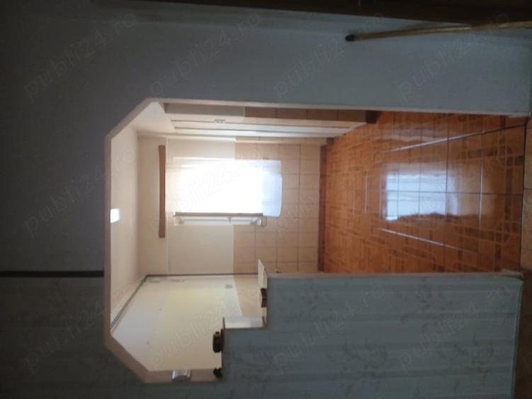 Apartament cu 3 camere decomandat în Fizeșu Gherlii