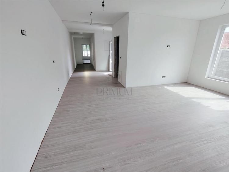 DUPLEX LA CHEIE - LA ASFALT - 4 CAMERE - 415 MP TEREN - 2