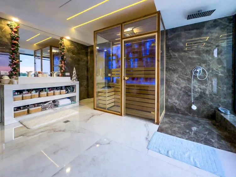 Casă cu 5 camere cu Piscina în Snagov