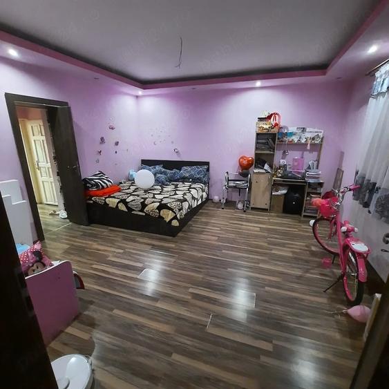 Casă cu 4 camere cu Teren 350 Mp în Șega