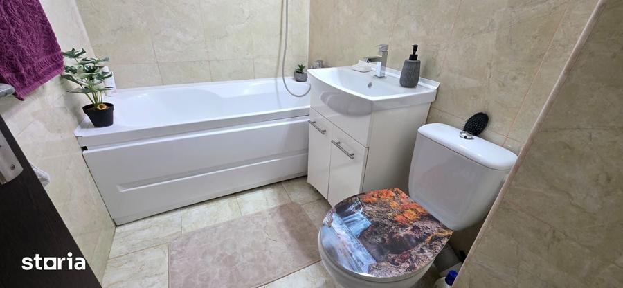 Apartament cu 4 camere în Far