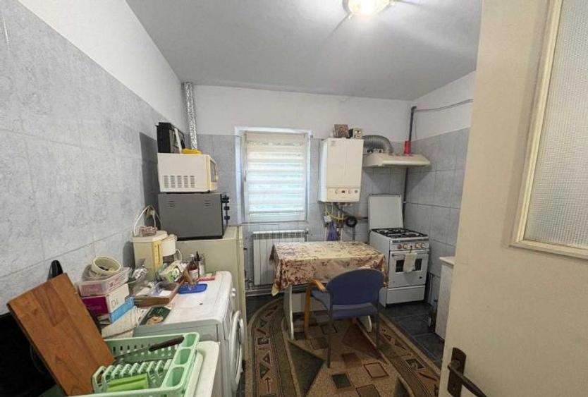 Apartament cu 3 camere decomandat în Inel I