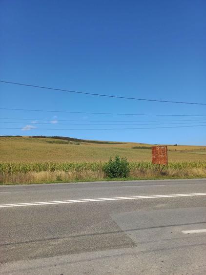 Teren de 3000 mp, în Sântuhalm