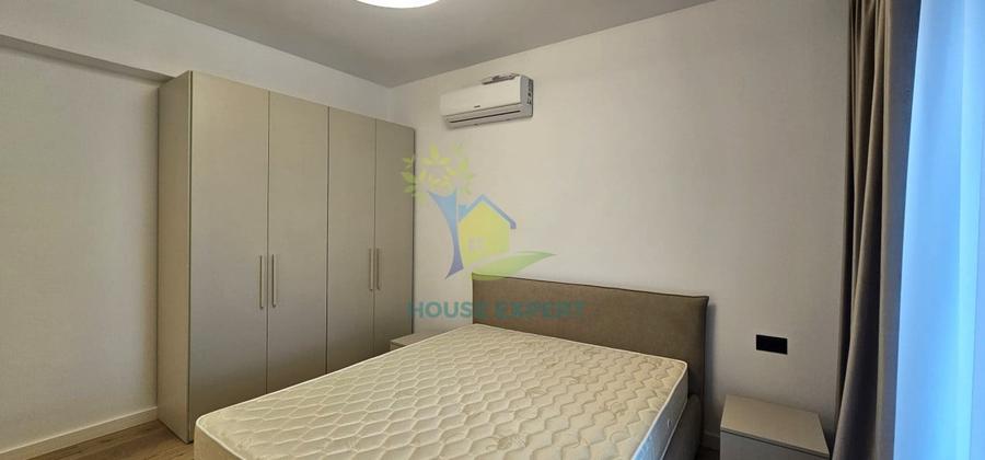 Apartament cu 3 camere semidecomandat, mobilat în Aviației