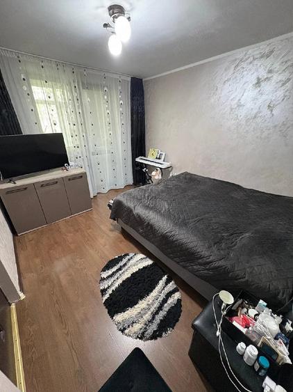 Apartament cu 2 camere semidecomandat în Micro 19