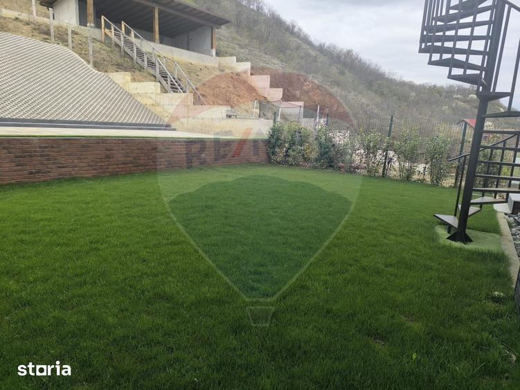 Casă cu 3 camere cu Teren 200 Mp în Grigorescu