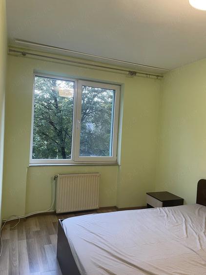 Apartament cu 2 camere decomandat în Sud