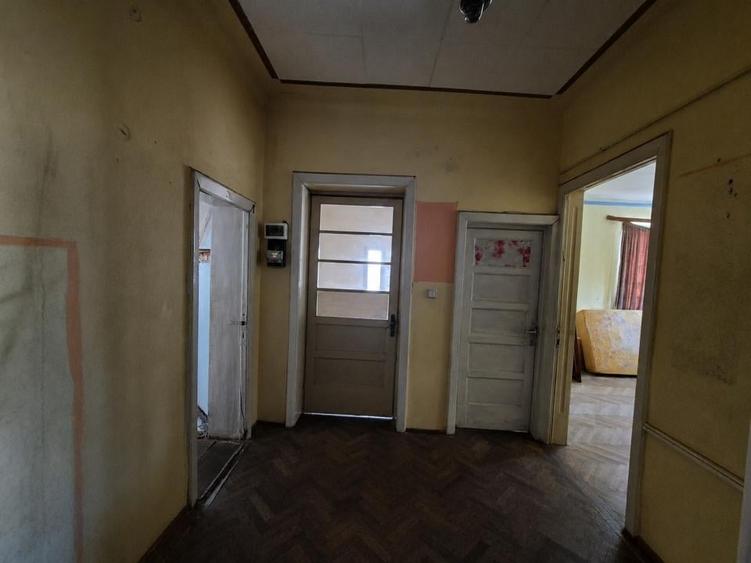 Piata Muncii, apartament in vila intr-o zona foarte buna - 6