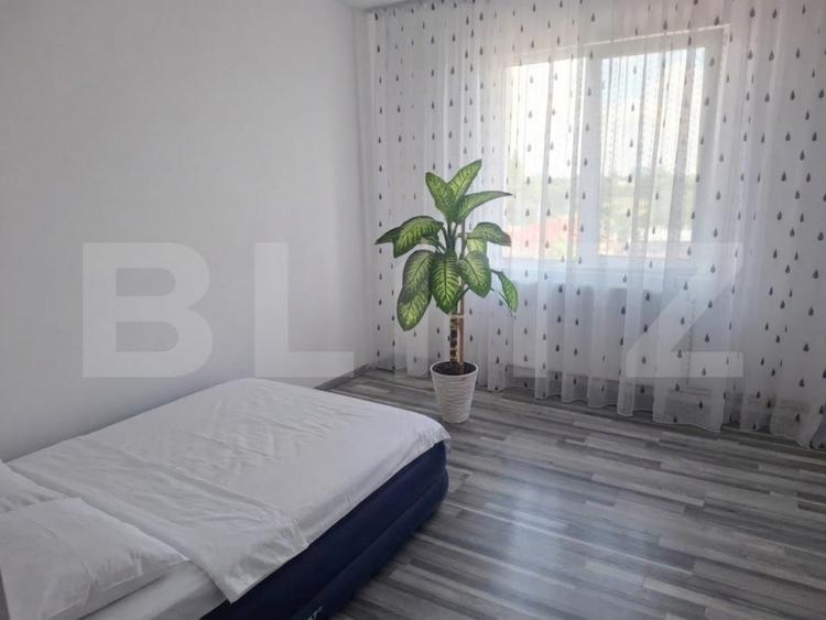 Apartament cu 3 camere decomandat, mobilat în Găești
