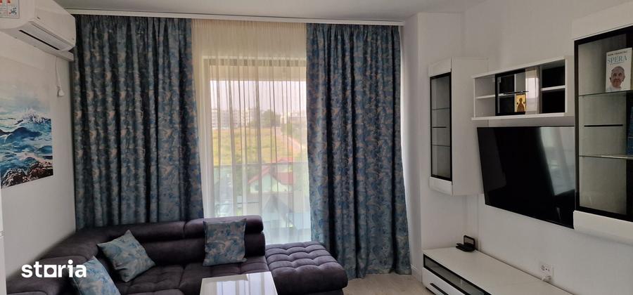 Apartament cu 3 camere decomandat în Păcurari