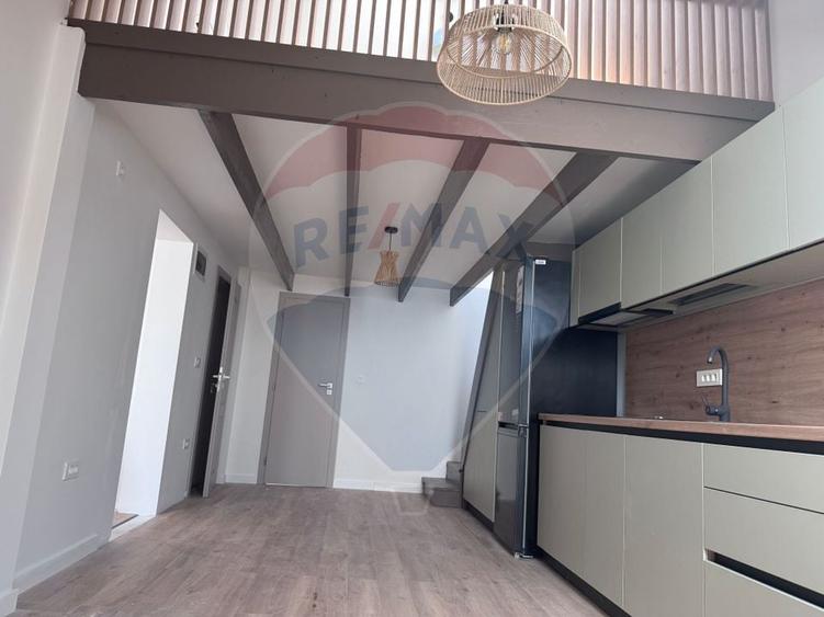 Birou, de 30.059999465942 mp, în Ultracentral