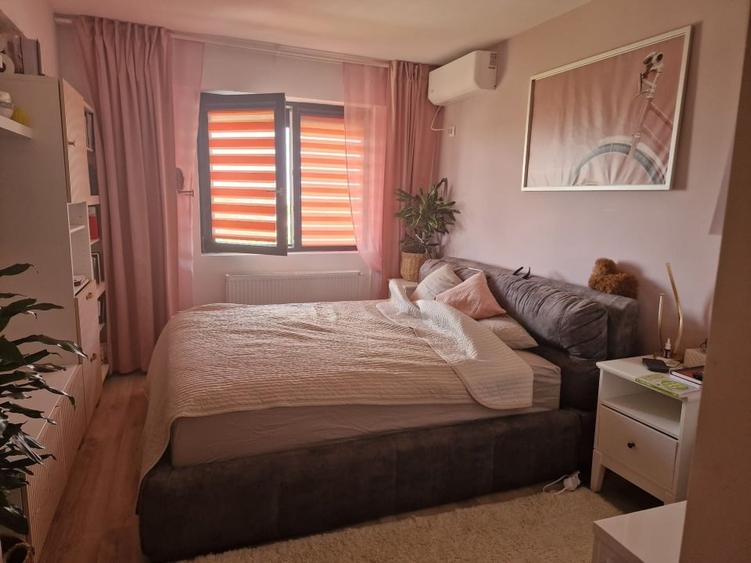 Apartament cu 3 camere decomandat, mobilat în Prelungirea Ghencea