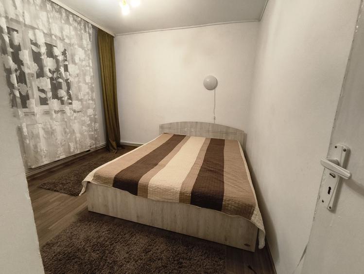 Apartament cu 2 camere decomandat în Galata
