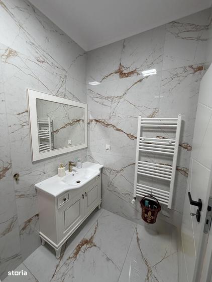 Apartament cu 3 camere în Nufărul