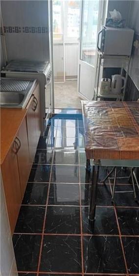 Apartament cu 3 camere decomandat în Mănăștur — fotografia 2
