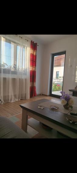 Casă cu 4 camere în Colibași