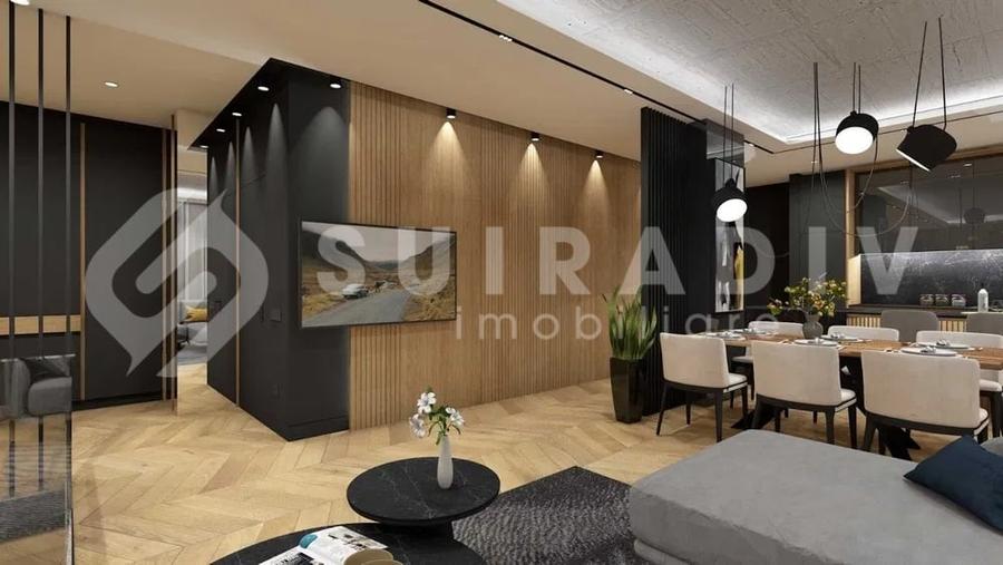 Apartament cu 4 camere semidecomandat în Central