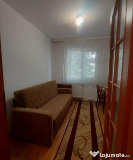 Apartament 3 camere de vanzare in Tomis Nord etaj 1/4, - Constanta (Constanta) - 1