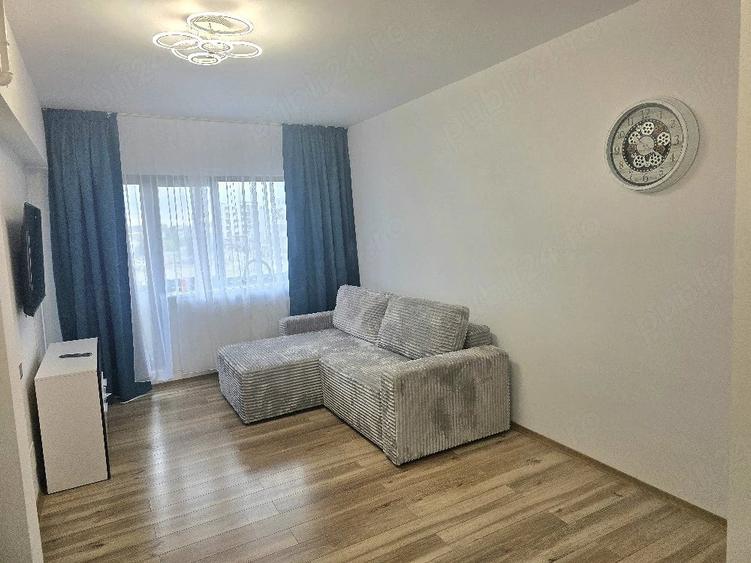 Garsonieră decomandată în Central