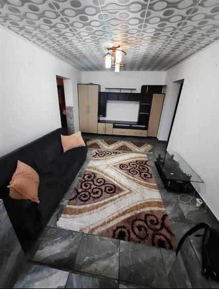 Apartament 3 camere zona Podu Ros - 1