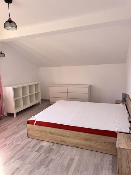 Apartament cu 3 camere decomandat în Zamora