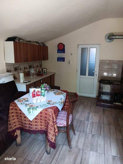 Casă cu 3 camere cu Teren 800 Mp în Nazna