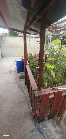 Casă cu 3 camere cu Teren 200 Mp în Central