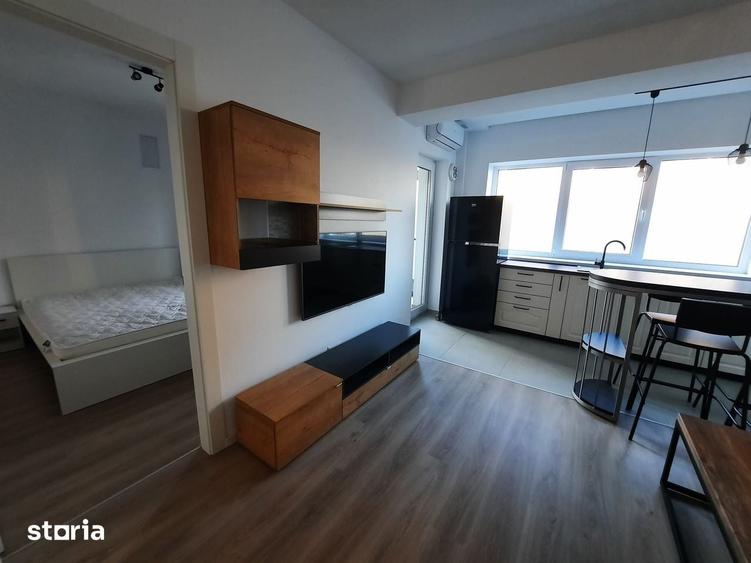 Apartament cu 2 camere decomandat în 13 Septembrie