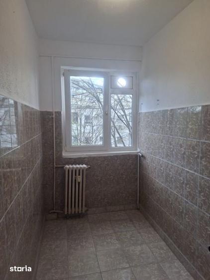 Apartament cu 2 camere semidecomandat în Malu Roșu