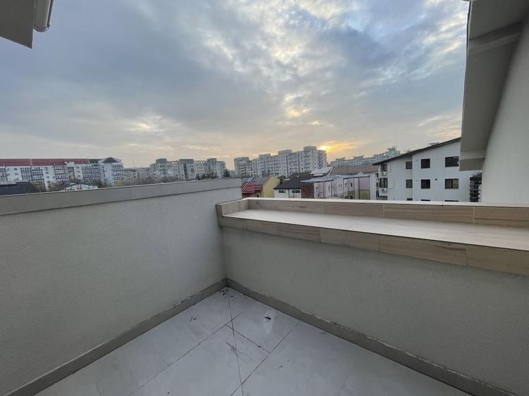 Apartament cu 3 camere decomandat în Unirii