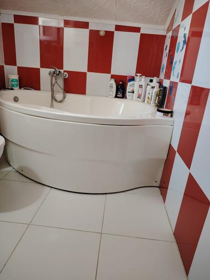 Casă cu 4 camere în Bujac