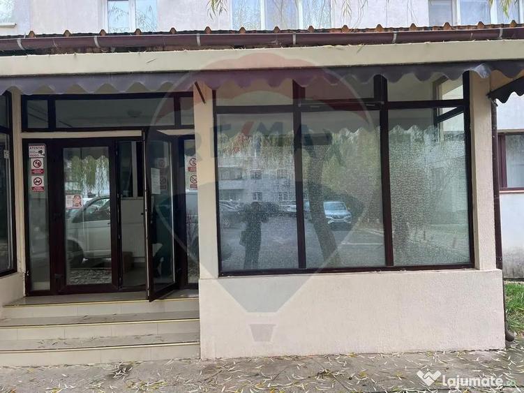 Spațiu comercial, de 30 mp, în Central