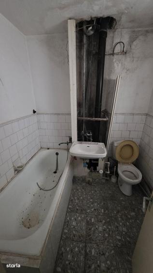 Apartament cu 3 camere în Est