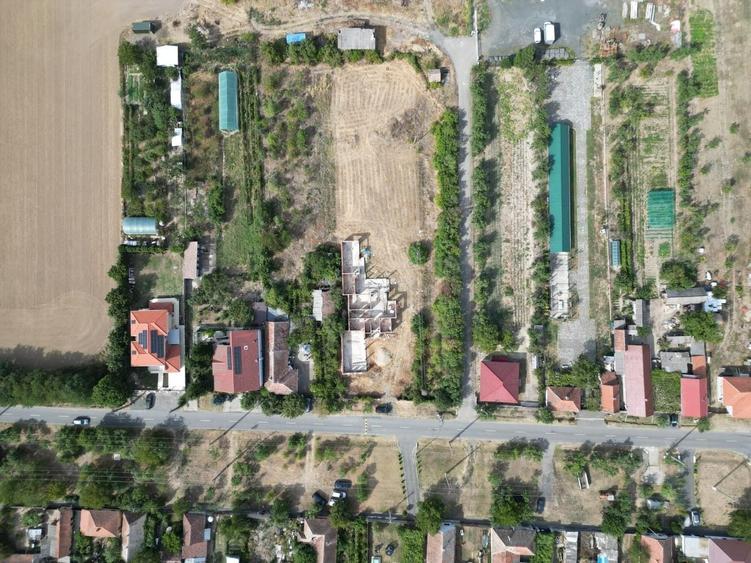 Teren Construcții intravilan de 2633 mp, în Bazoșu Nou