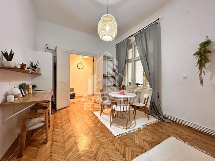 Apartament cu 3 camere decomandat, mobilat în Ultracentral