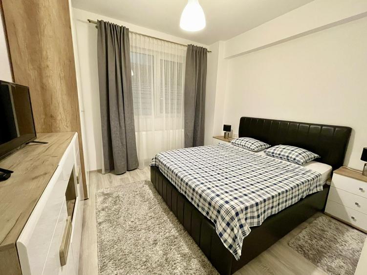 Apartament cu 2 camere decomandat în Metalurgiei