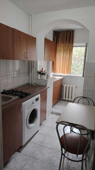 Inchiriez garsoniera decomandat situata pe str Erofte Grigore cartier Iosia.Pret 1300 lei cu garantie. - 1