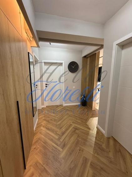 Apartament cu 3 camere semidecomandat în Florești