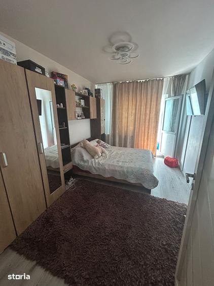 Apartament cu 3 camere în Ciurea