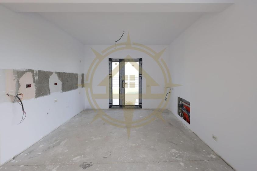 Casă cu 4 camere cu Teren 500 Mp în Crevedia