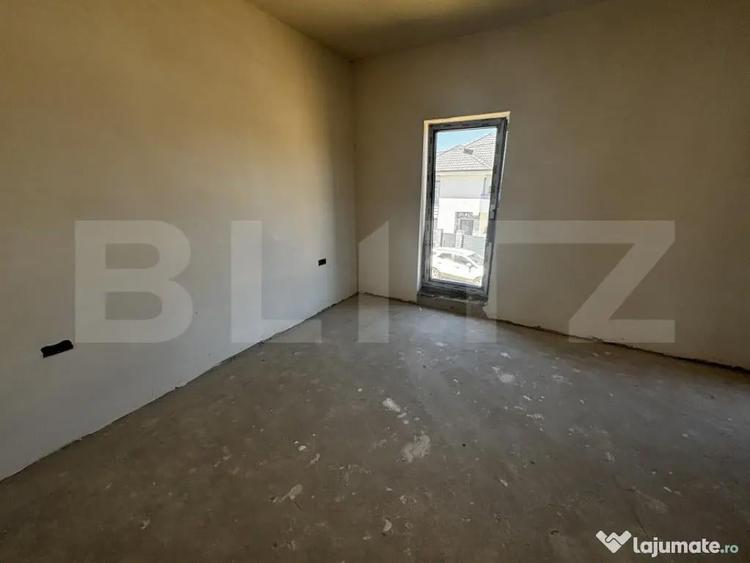 Casă cu 4 camere cu Teren 400 Mp în Central