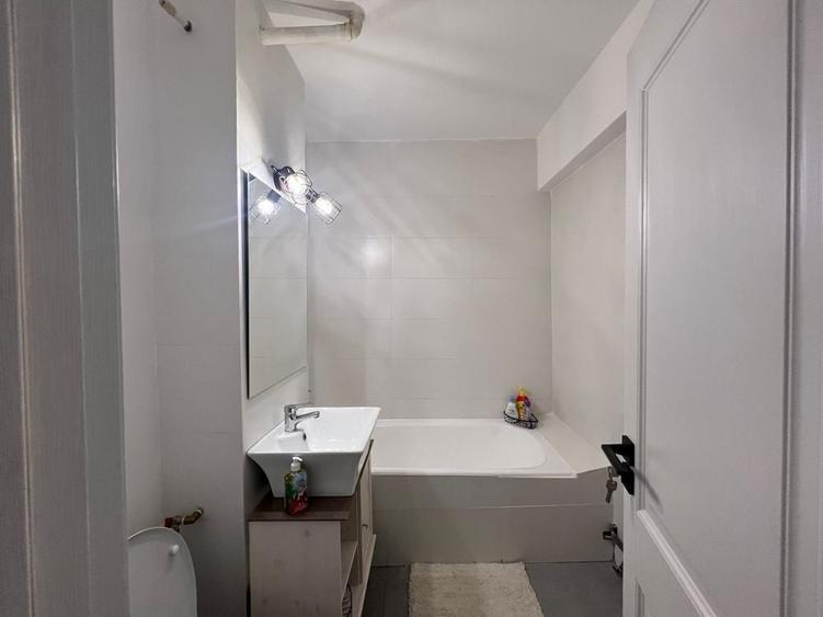 Apartament cu 3 camere în Ultracentral