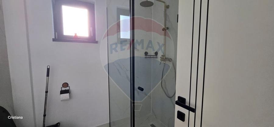 Apartament cu 2 camere nedecomandat, mobilat în Ultracentral