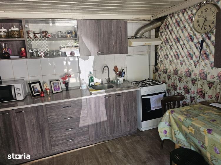 Casă cu 3 camere cu Teren 1000 Mp în Lunca Cetățuii
