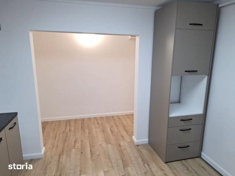 Apartament cu 3 camere în Broșteni — fotografia 3