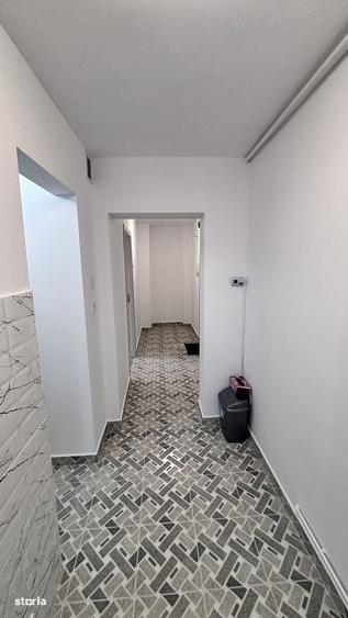 Apartament cu 3 camere decomandat în Dâmbu Pietros